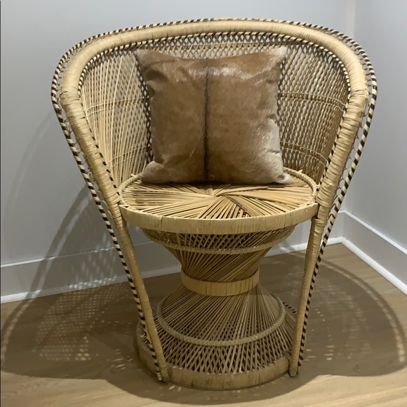 BoConcept Goat pillow - Picture 1 of 4